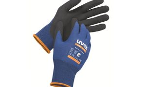 PRO_7-8_25_PRZEGLAD_POROWNAWCZY_REKAWICE_CHRONIACE_FOT_12_Uvex_Athletic_Lite_ESD