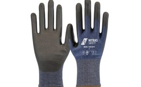 PRO_7-8_25_PRZEGLAD_POROWNAWCZY_REKAWICE_CHRONIACE_FOT_5_Nitras_6850_3D_Cuff