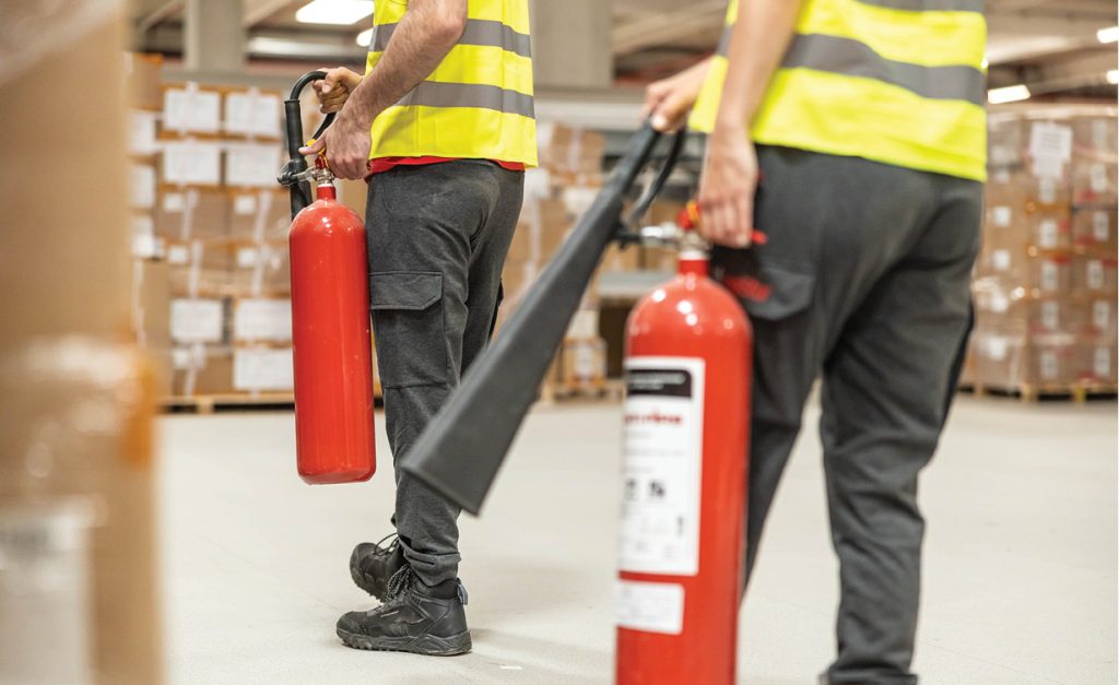 PRO_1_26_Dominika_Powierza_OGRANICZYC_RYZYKO_WYSTAPIENIE_POZARU_iStock-2215951085